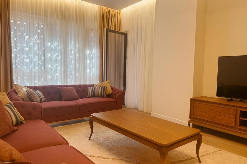 Emerald Luxury 2 Bedroom, 2 Bathroom Apartment Apartment in Tirana