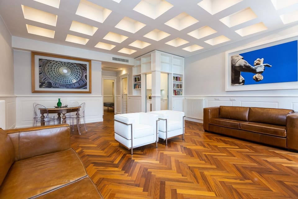 Living room, Dining area