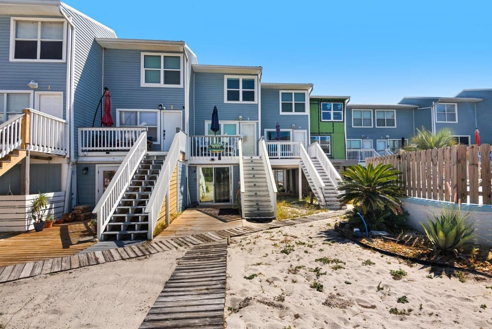Mardi's Cozy Townhouse House in Pensacola Beach