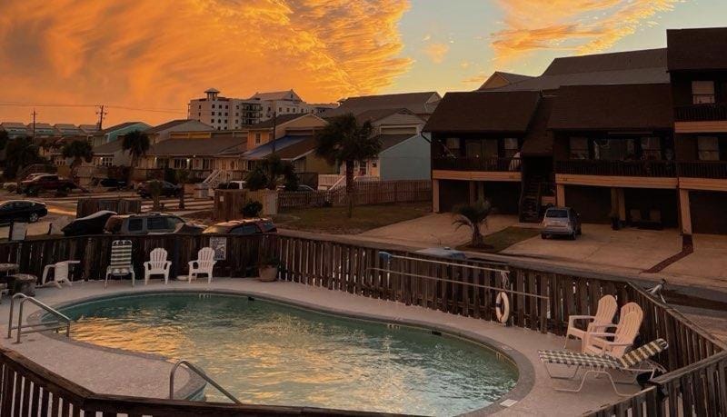 Mardi's Cozy Townhouse House in Pensacola Beach