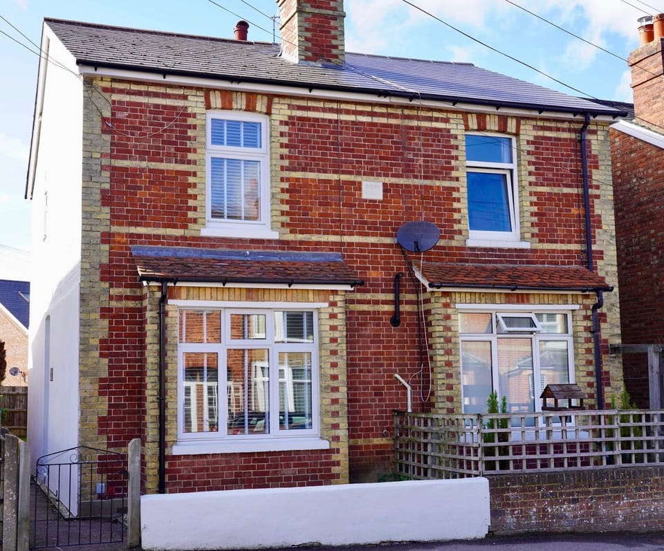 Beautifully Restored 3 Bed Victorian House House in Royal Tunbridge Wells