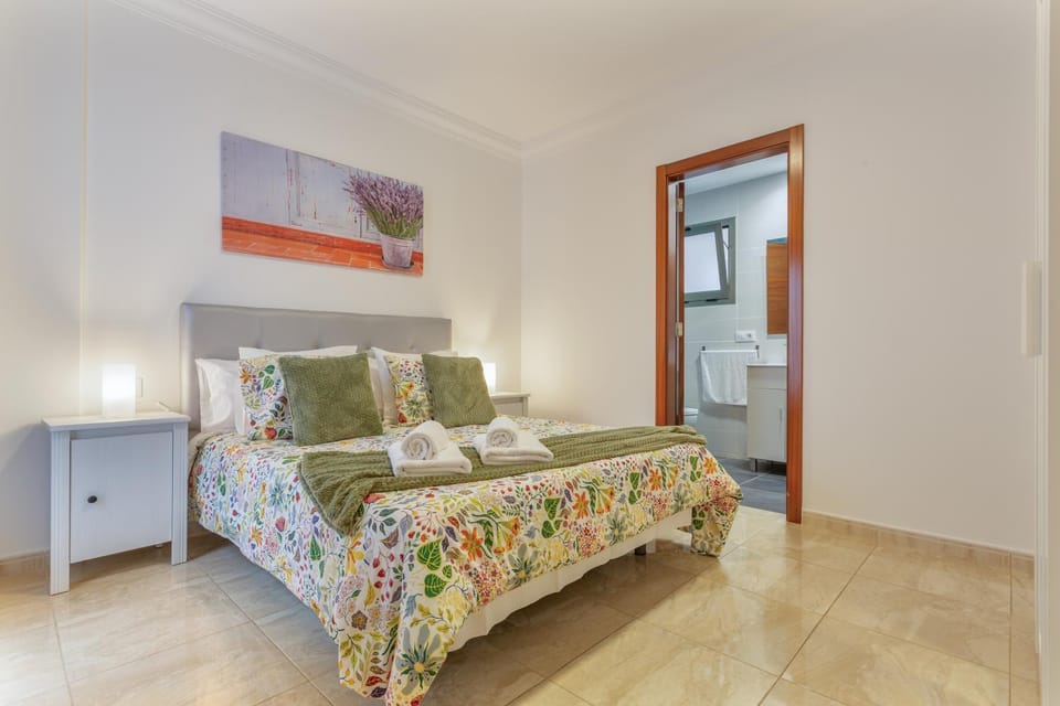 Living room, Bedroom