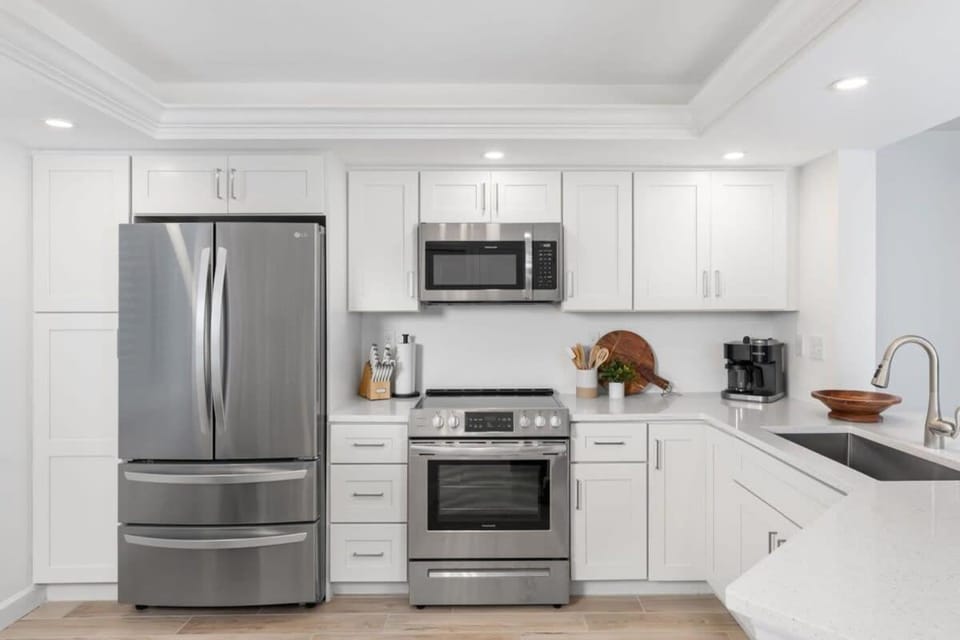Loggerhead 351 - Gorgeous Walkout Unit at Loggerhead Cay Gulf Views House in Sanibel Island