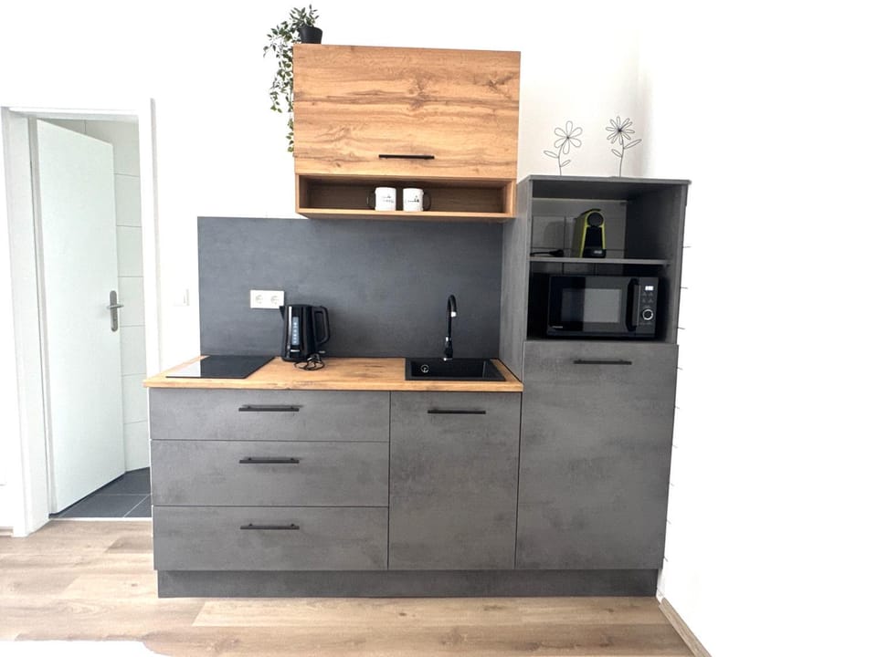 Modern studio for 2 - Central I Parking I WiFi Apartment in Bielefeld