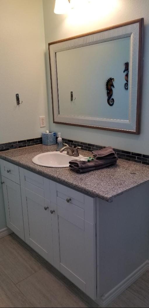 Ibis Isle Sleeps 12 Close to beach Fenced yard, pet &kid friendly House in Bolivar Peninsula