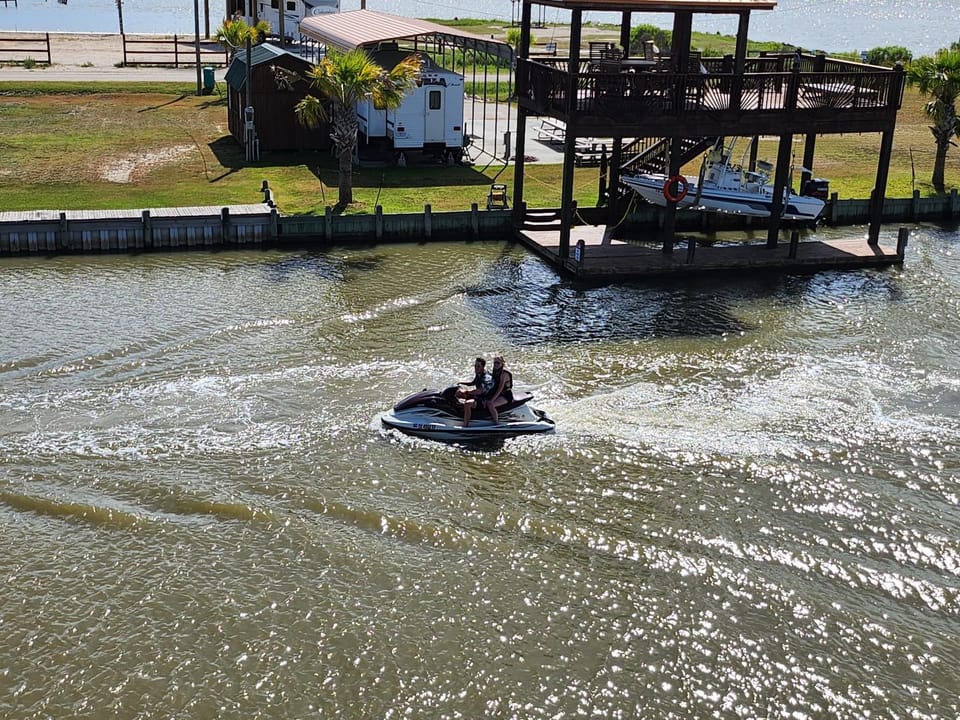 Seahorse Sea Waterfront Home ICW Access & Bay Views House in Bolivar Peninsula