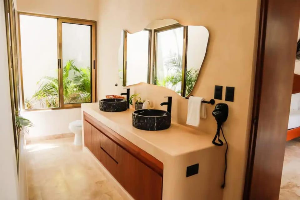 Stunning 4BR Tropical Chic Villa with Private Pool Garden & Modern Comforts Villa in State of Quintana Roo