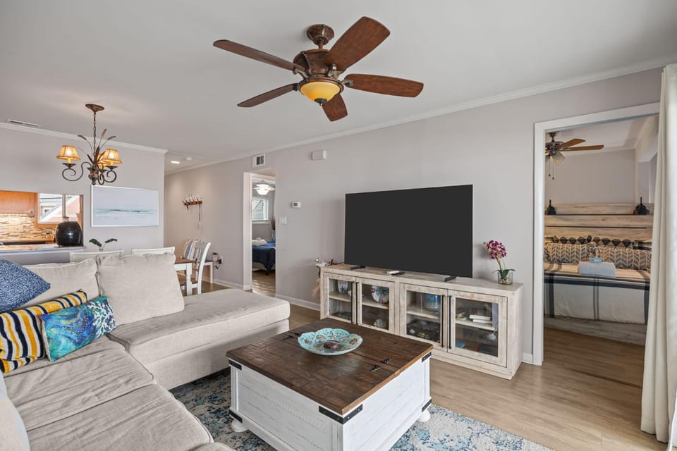 Oceanfront Paradise House in Caswell Beach