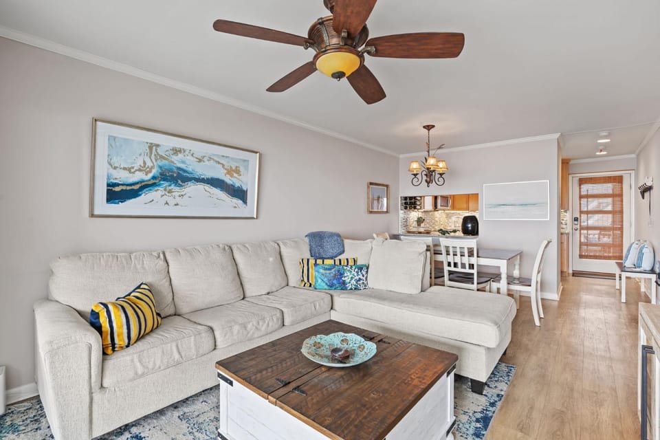 Oceanfront Paradise House in Caswell Beach