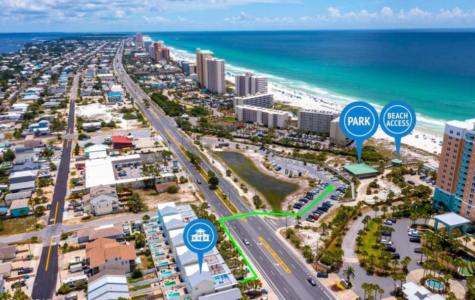 Property building, Neighbourhood, Natural landscape, Bird's eye view, Beach, City view, Sea view, Street view, Location
