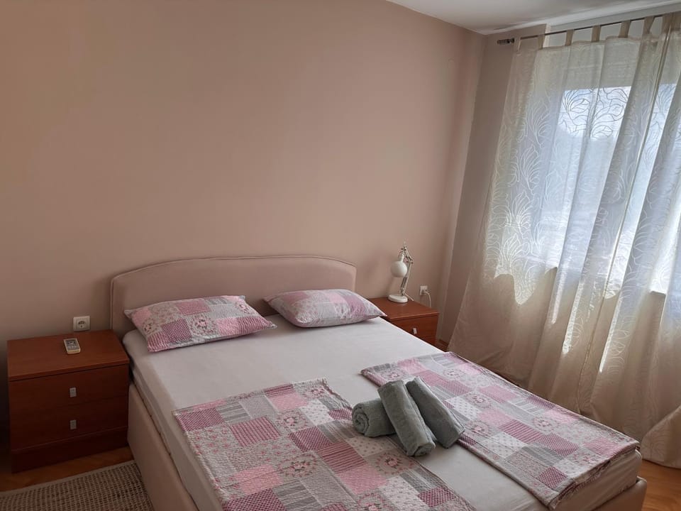 Bus Railway Station Center Apartment Apartment in Mostar
