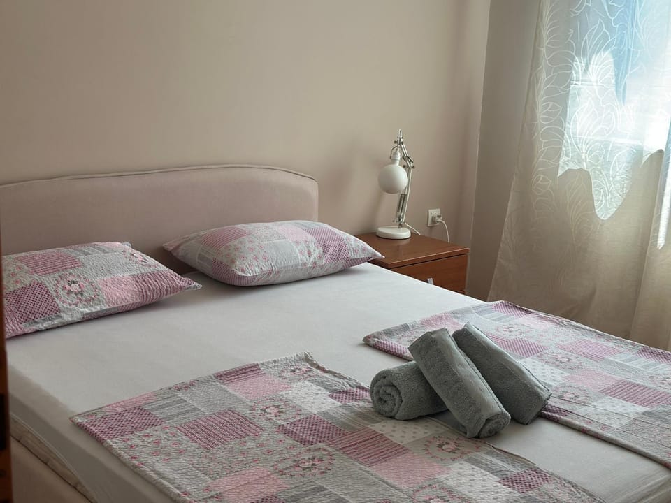 Bus Railway Station Center Apartment Apartment in Mostar