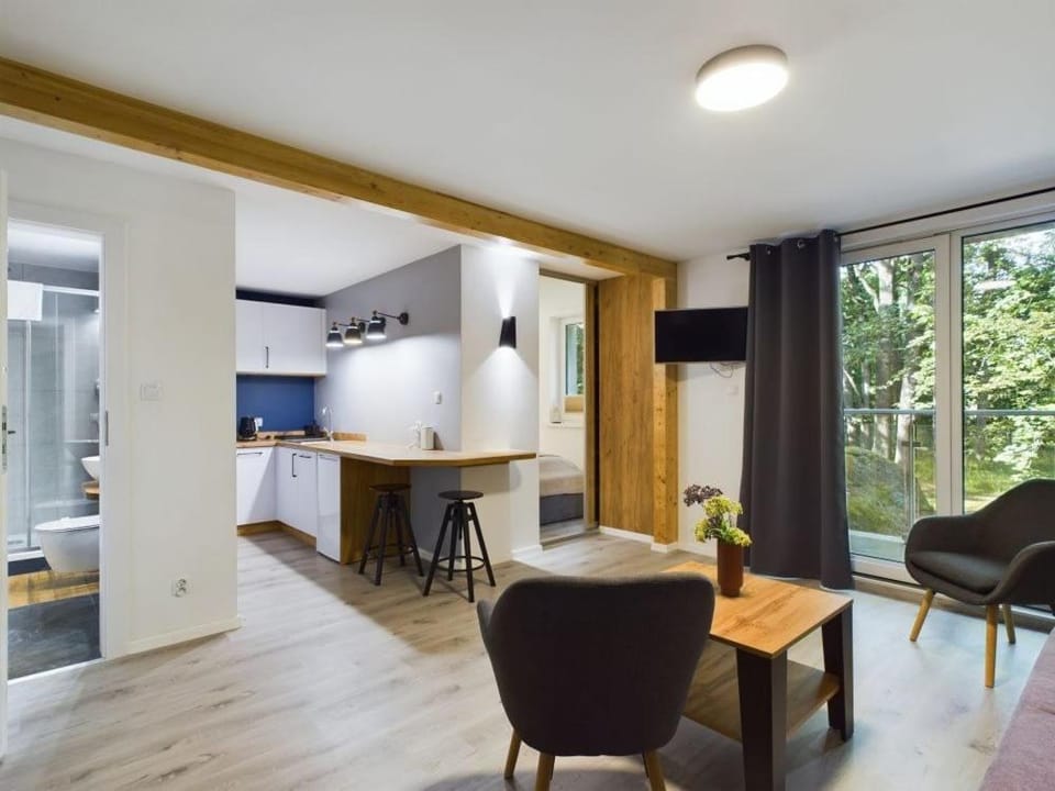 Bed, Kitchen or kitchenette, Living room, Photo of the whole room, Seating area, Dining area, Bedroom
