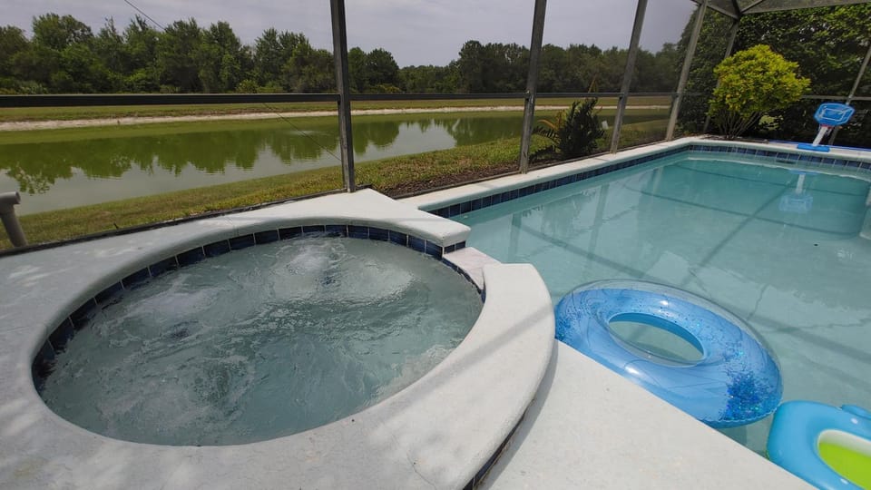 Hot Tub, Pool view, Swimming pool, Swimming pool