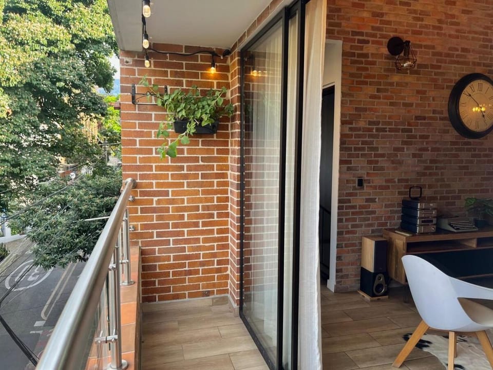 Suitable unique design with natural light Envigado Apartment in Envigado