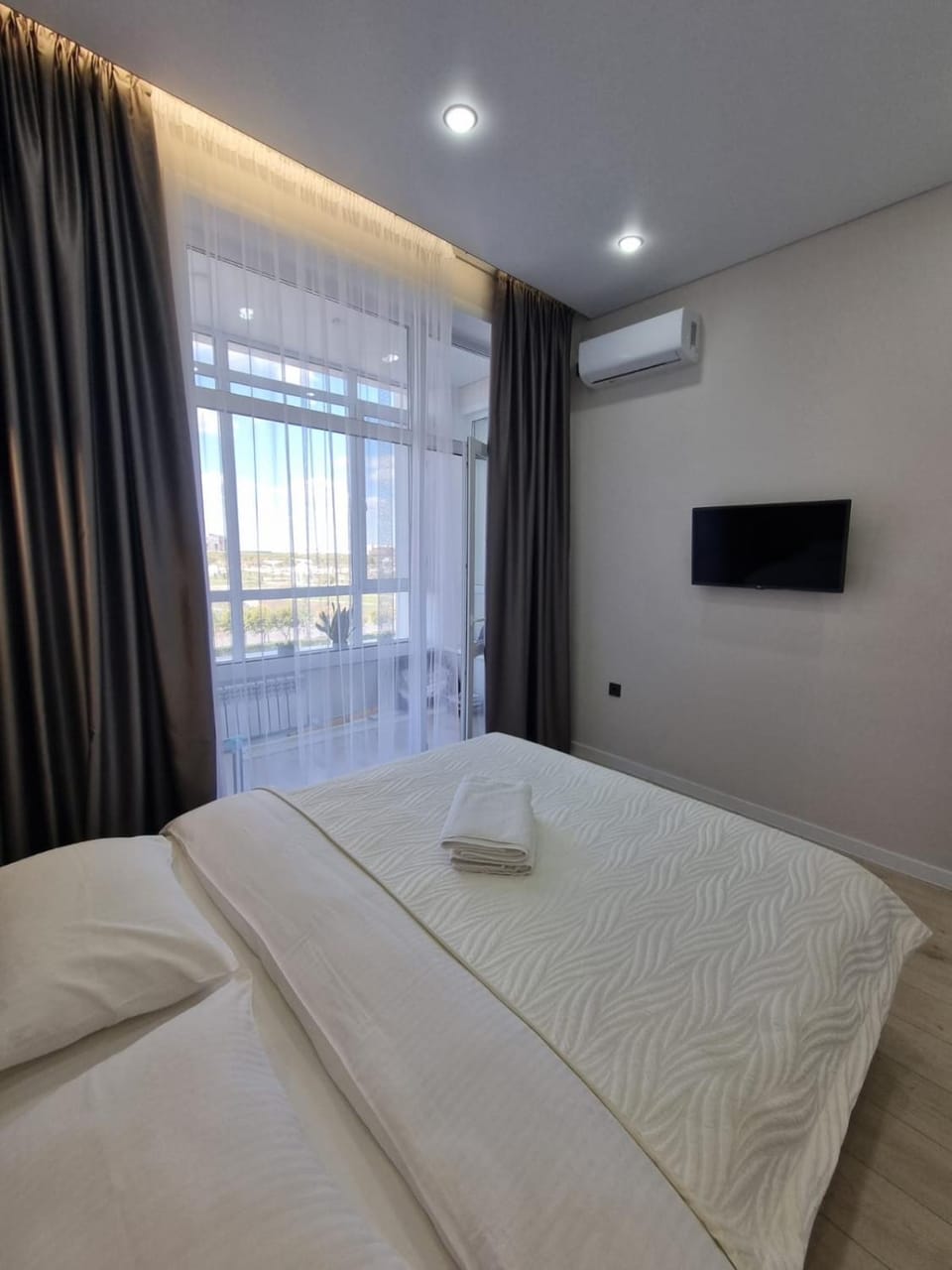 Элитные апартаменты в бизнес-комплексе с видом на мечеть Apartment in Kazakhstan