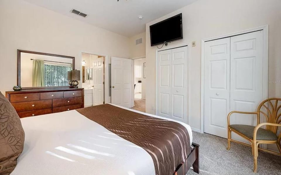 Davenport Andros Condo Retreat Apartment in Four Corners