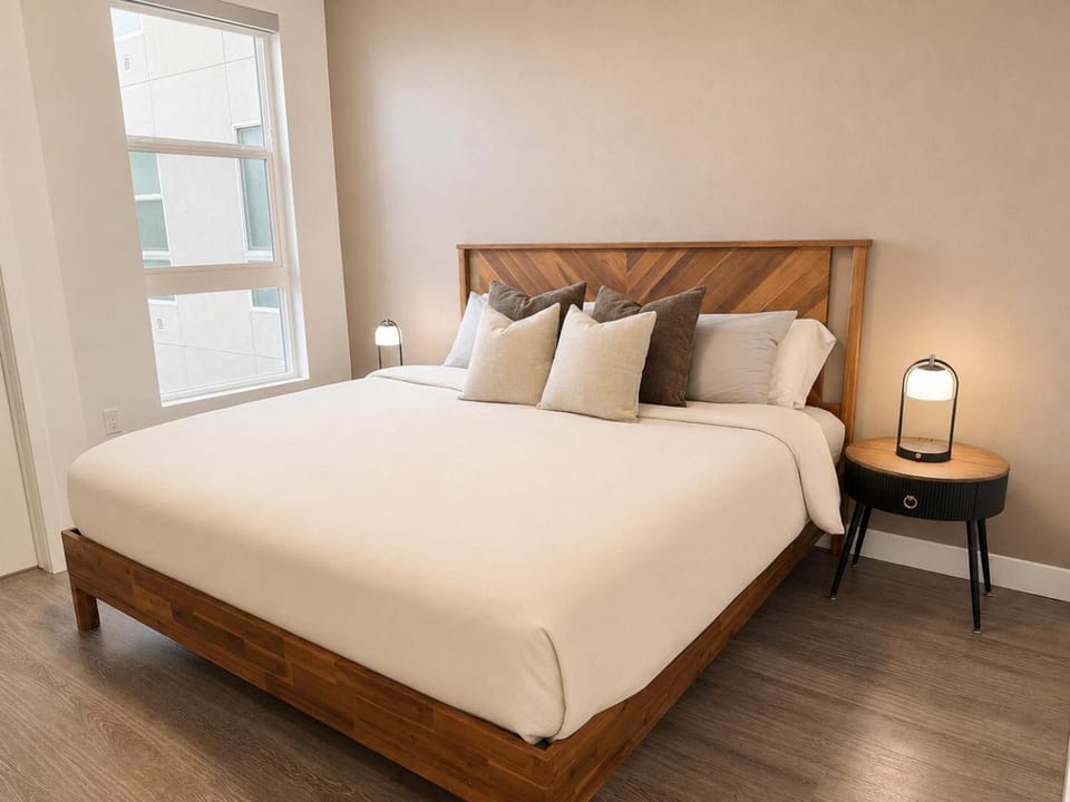 Bed, Decorative detail, Bedroom