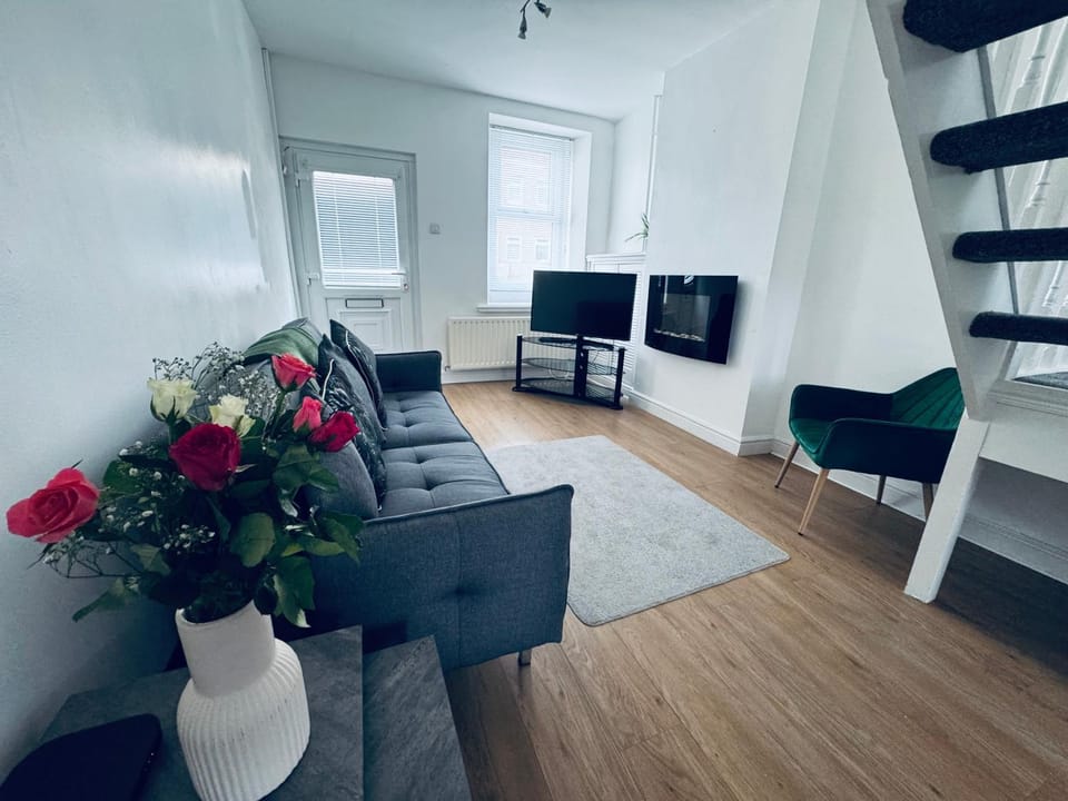 Holly Terrace - 2 Bedrooms - Sleeps 3 House in Copeland District