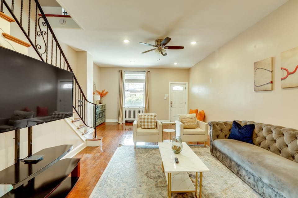 Private Backyard Jawn! Multi-Level Philly Rowhouse House in Philadelphia