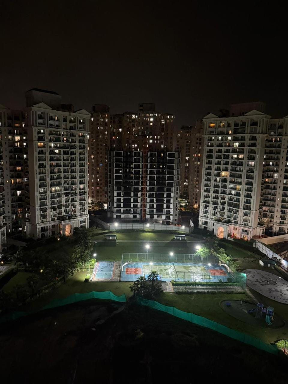 Sticky Homes 1BHK Apartment Noida 168 High-rise Apartment in Noida