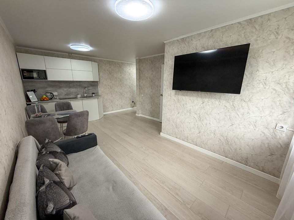 1-комнатная квартира в центре на 1 Мая 81 Apartment in Kazakhstan