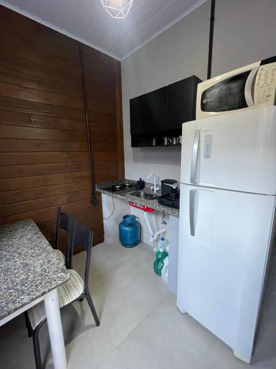 Microcasa em Itajaí, curta BC e Beto Carrero House in Navegantes