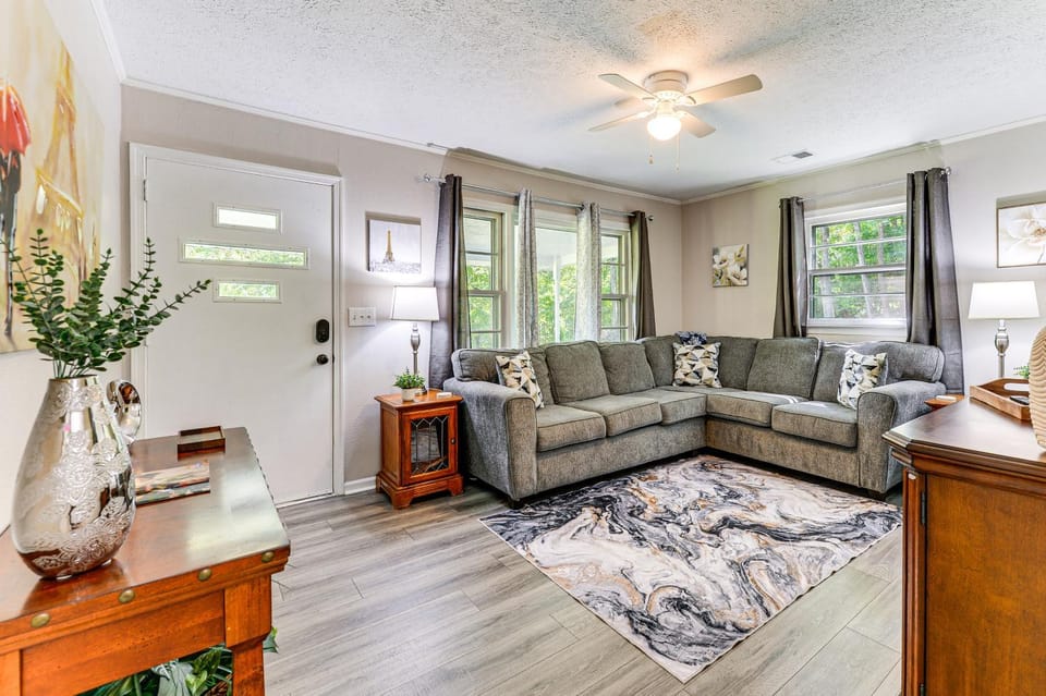 Peaceful Chatham Home in Virginia Countryside! House in Virginia