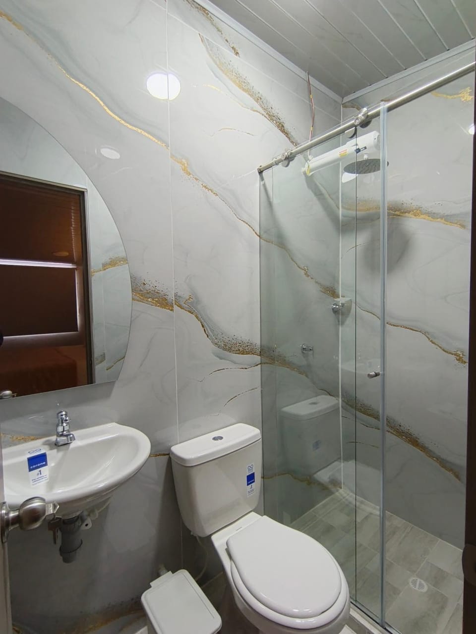 Shower, Toilet, Bathroom