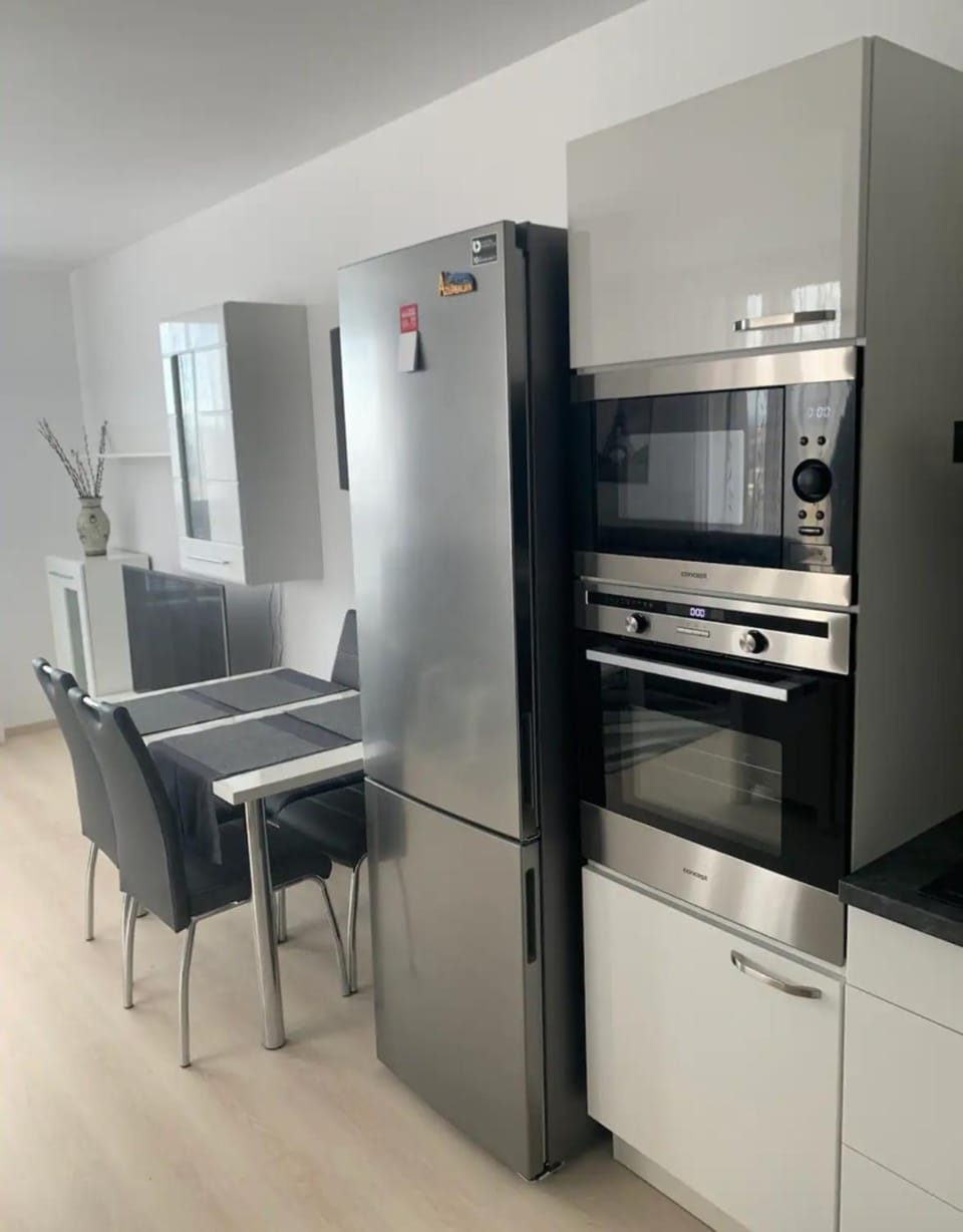Amazing view-18th floor-2 bedrooms flat - free parking Apartment in Bratislava
