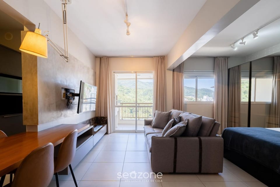 TV and multimedia, Living room, Dining area