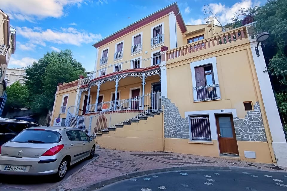 Apt 7, 2ème étage, Studio de 24 m2 avec terrasse plein sud, Apartment in Alt Empordà