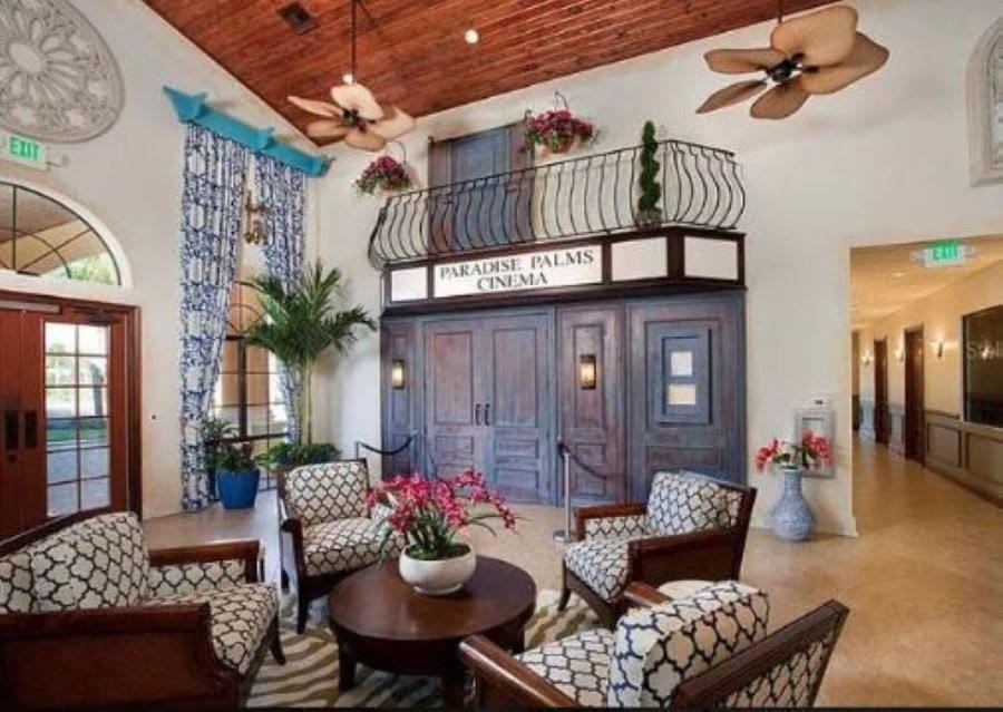 Disney & Resort Fun Private Pool Renovated Apartment in Four Corners
