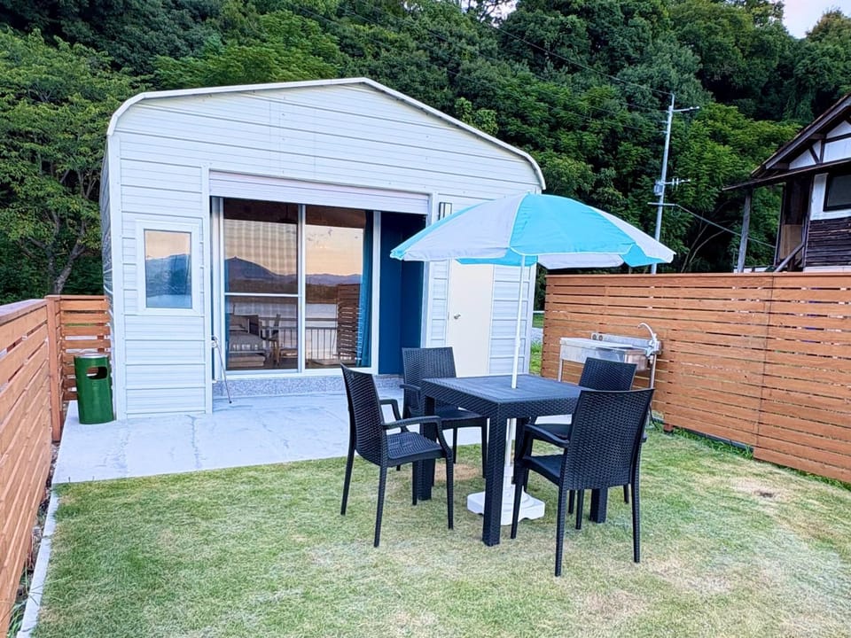 Property building, Garden