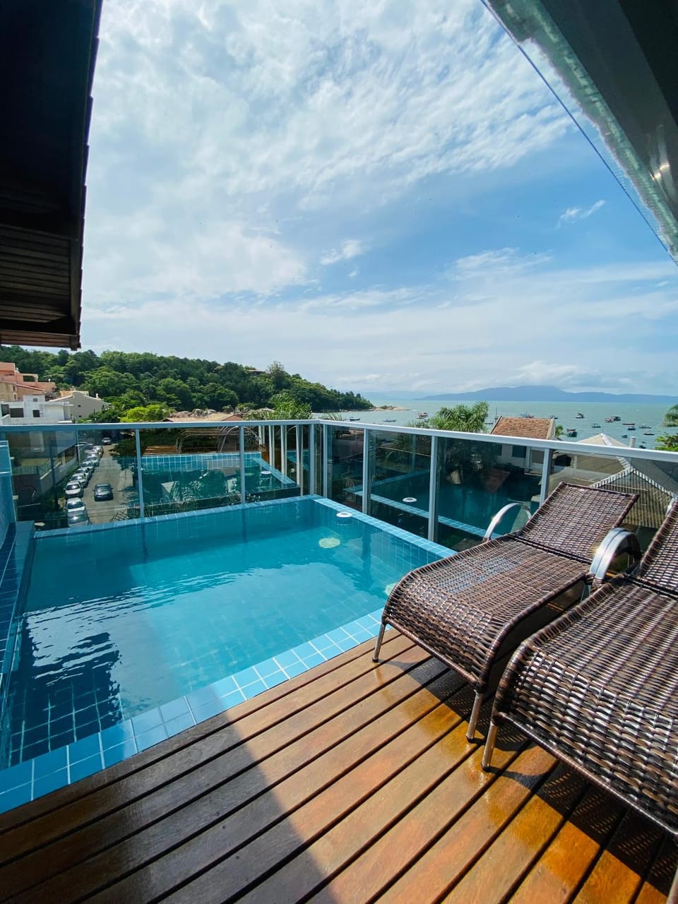 Apartamento em Governador Celso Ramos Apartment in Florianopolis