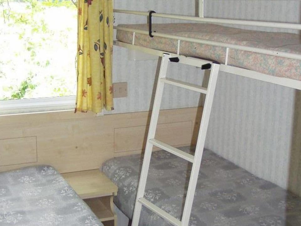 Mobil-home 5 pers avec terrasse en Dordogne - API-1-52-701 Campground/ 
RV Resort in Occitanie