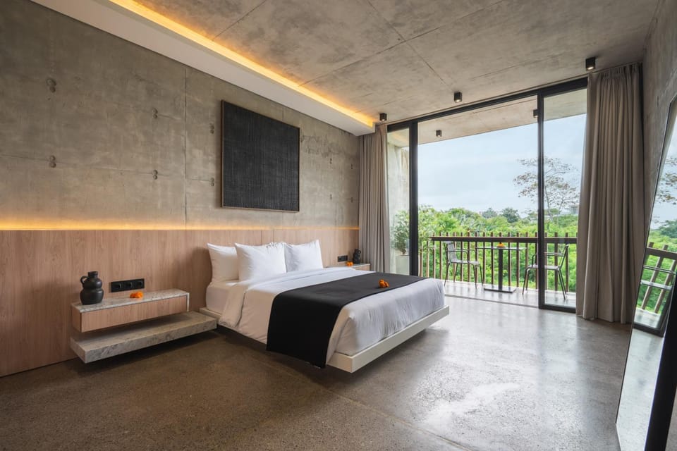 Bed, Balcony/Terrace, Bedroom
