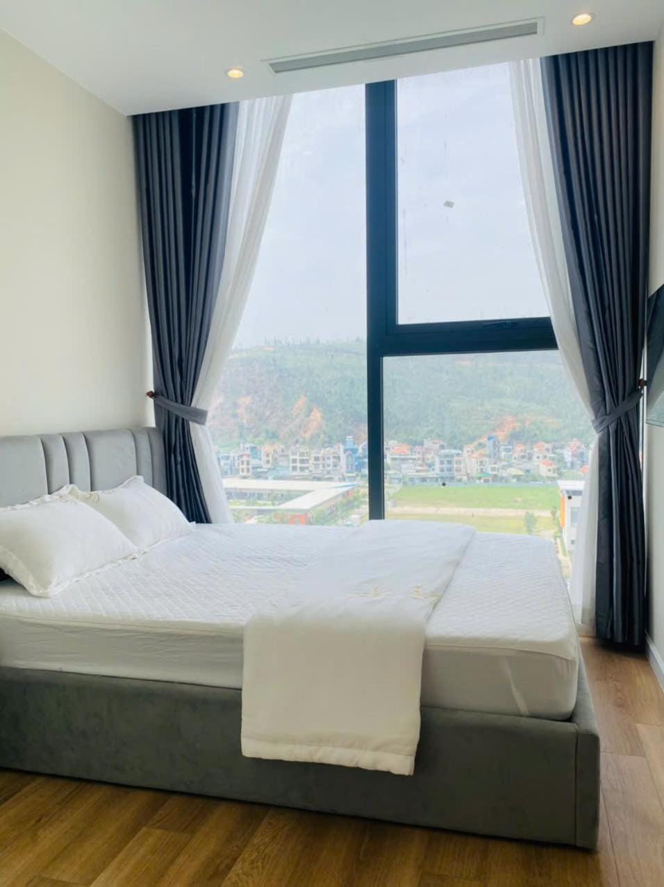 Bed, Natural landscape, Bedroom, Mountain view