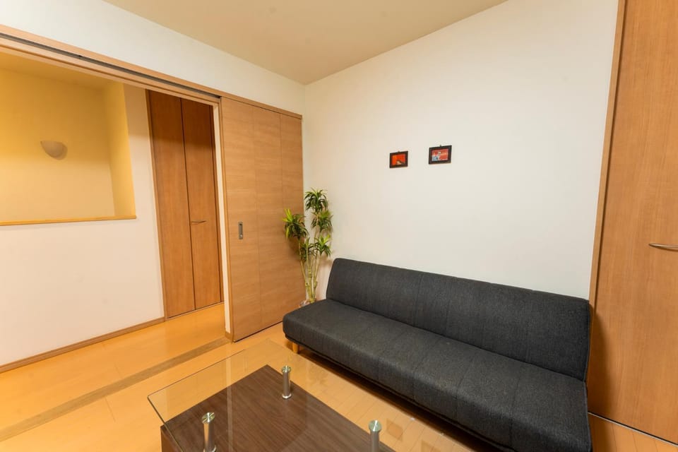 Seating area, Bedroom