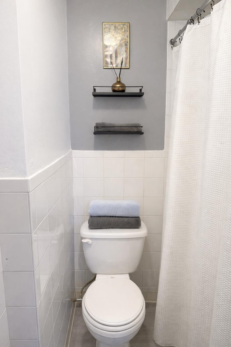 Shower, Toilet, Bathroom, Bath