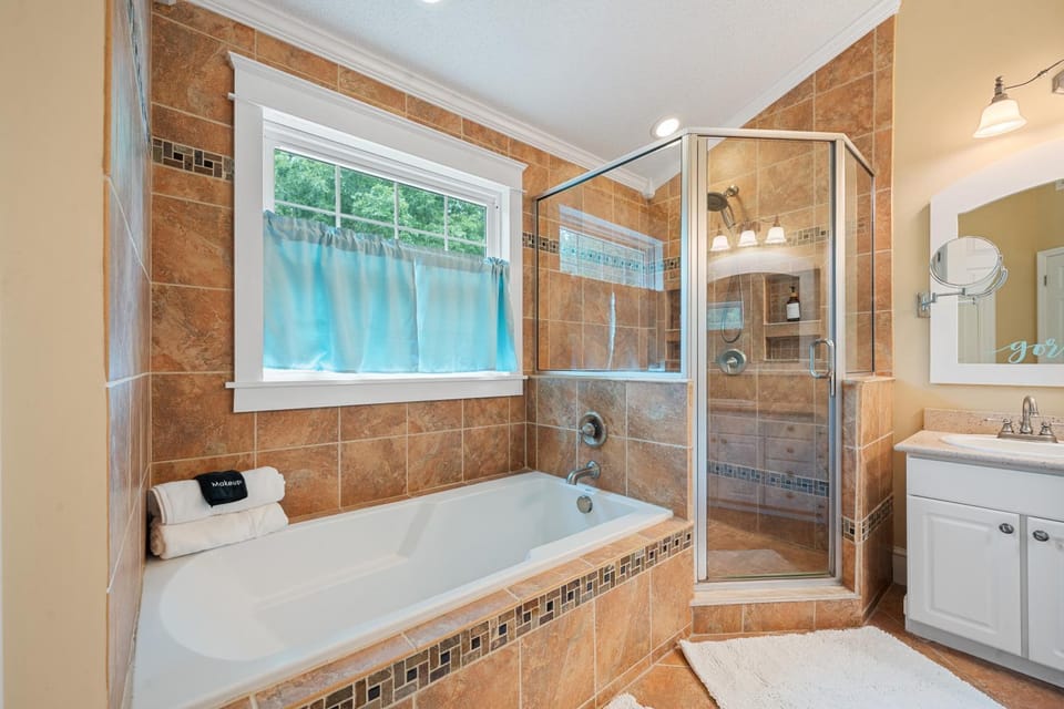 Shower, Bathroom, Bath, towels