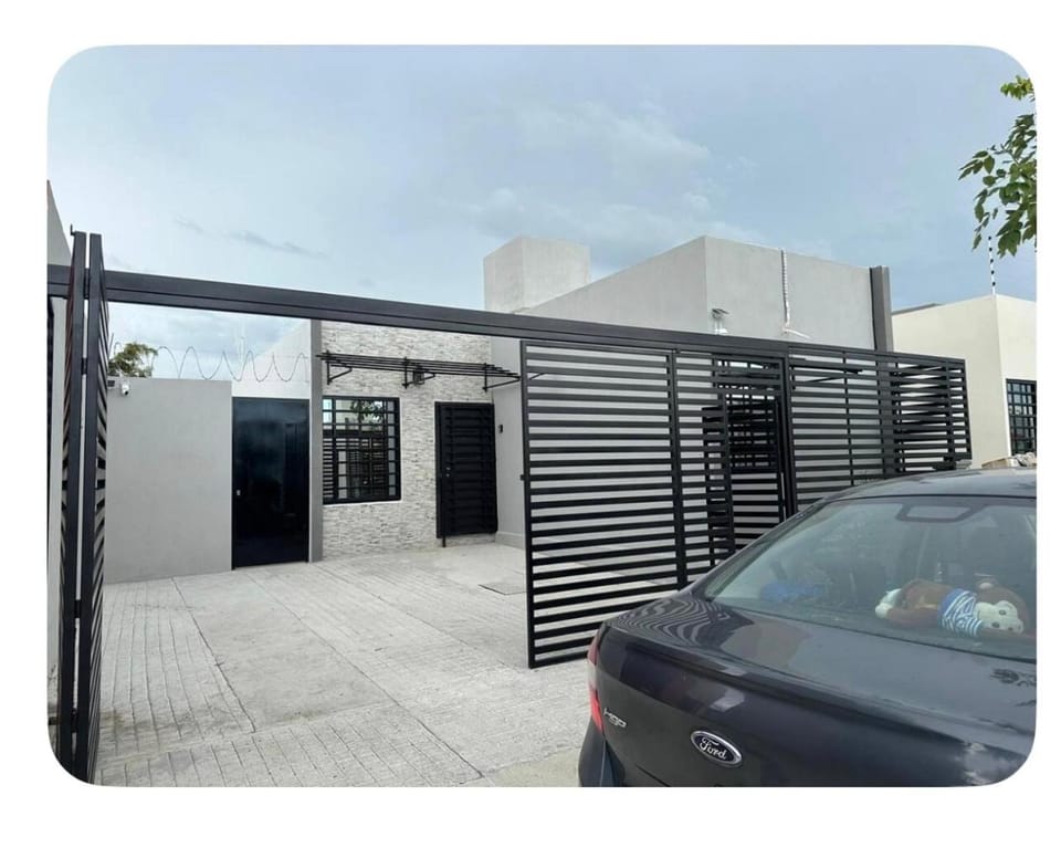 Property building, Off site, Parking