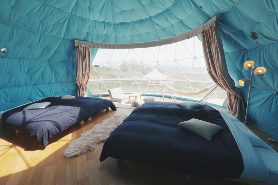 People, View (from property/room), Photo of the whole room, Bedroom, Mountain view