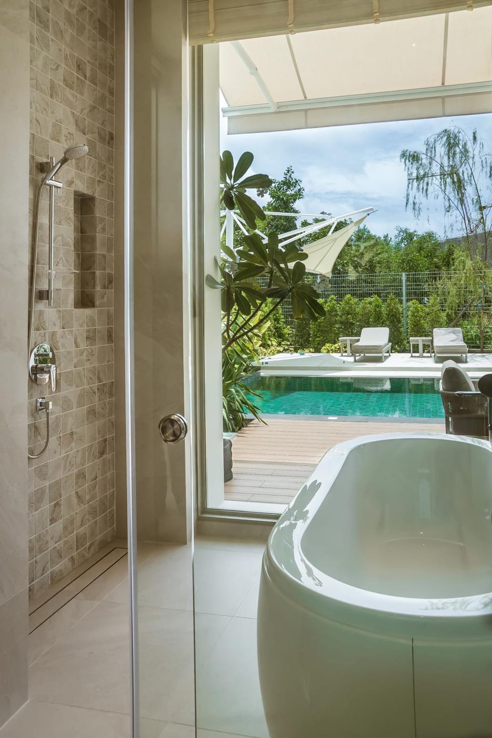 Garden, Bathroom, View (from property/room), Garden view, Pool view, Bath