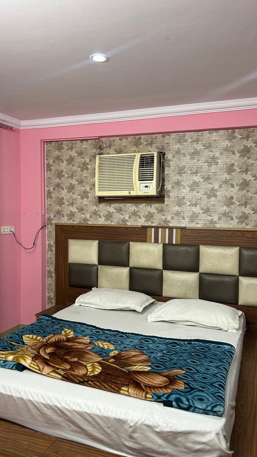 BS Residency Hotel in Dehradun