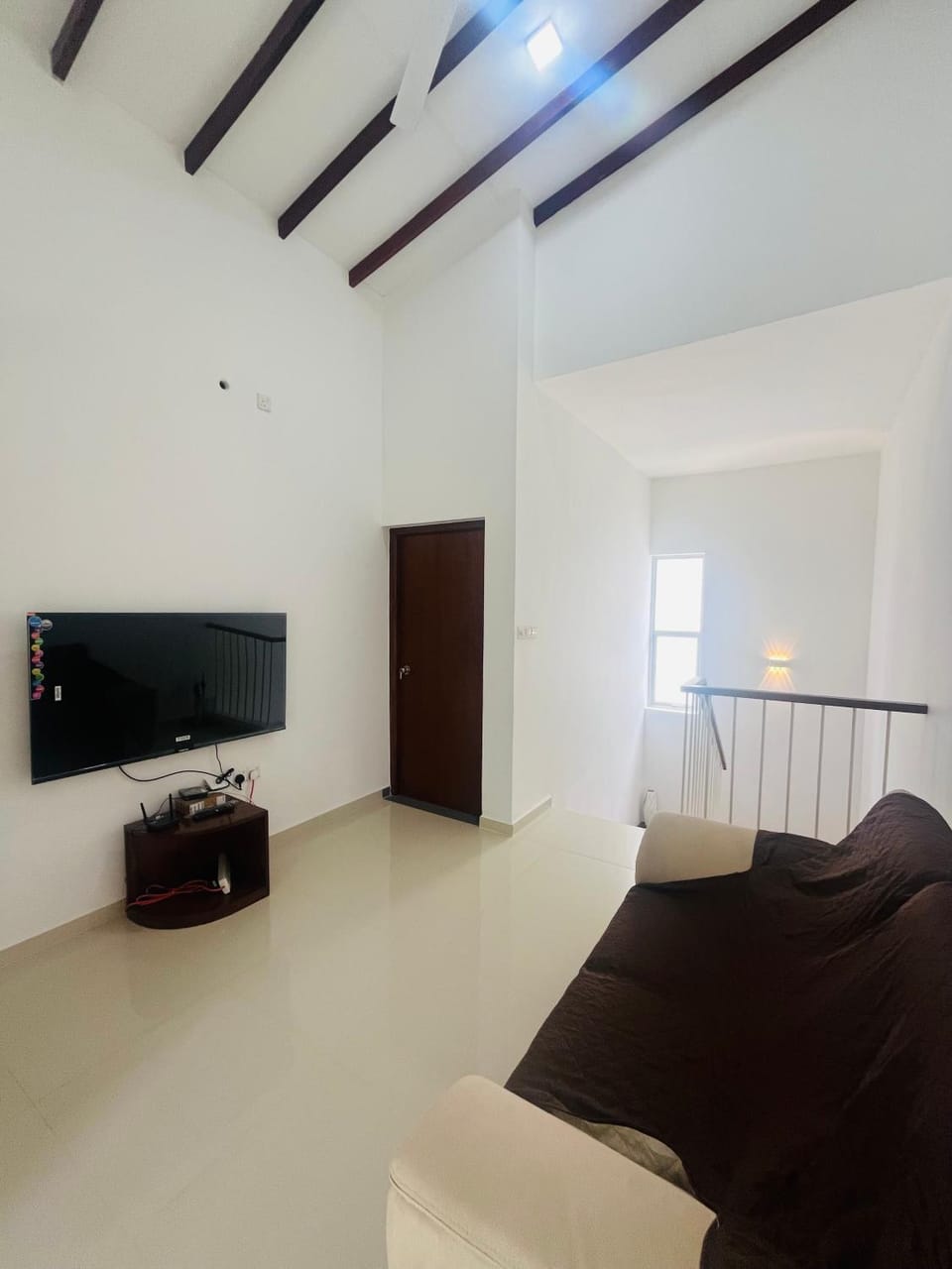 Celestial Negombo Family Staycation Villa 14 - Ideal for maldives transit Guest 5 Minutes to airport Villa in Negombo