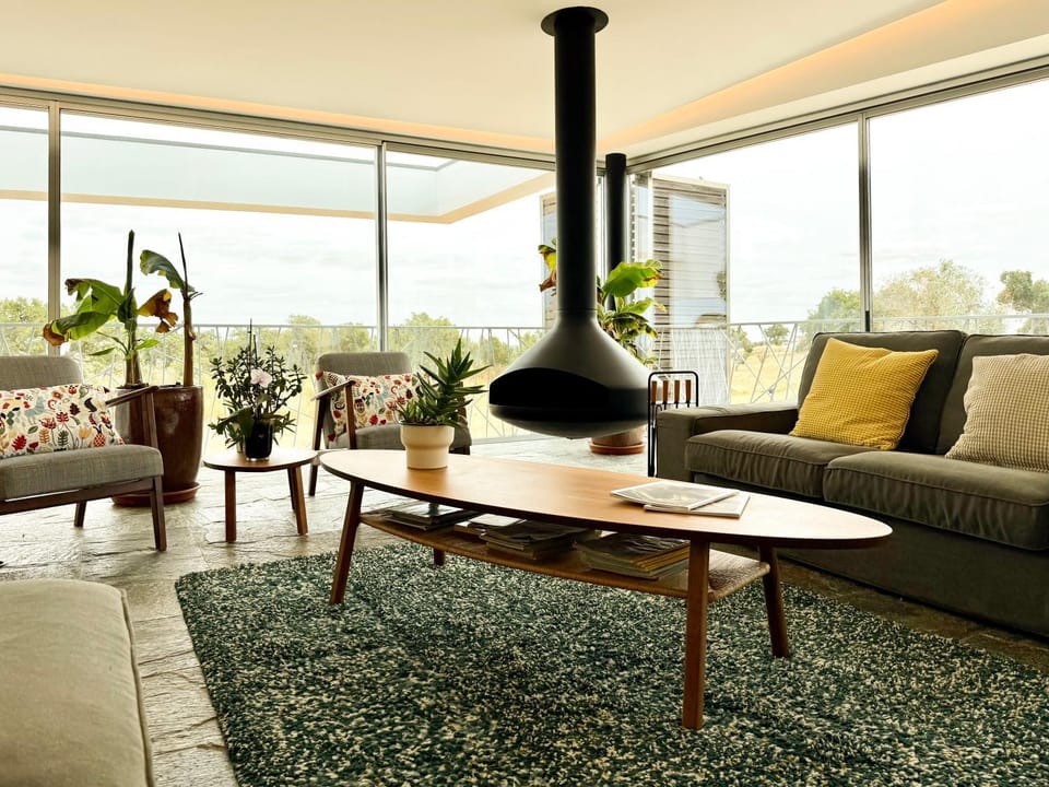 Living room, Seating area, fireplace