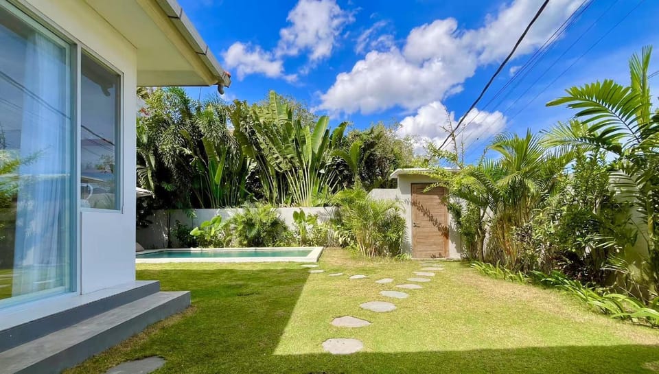 Garden view, Swimming pool