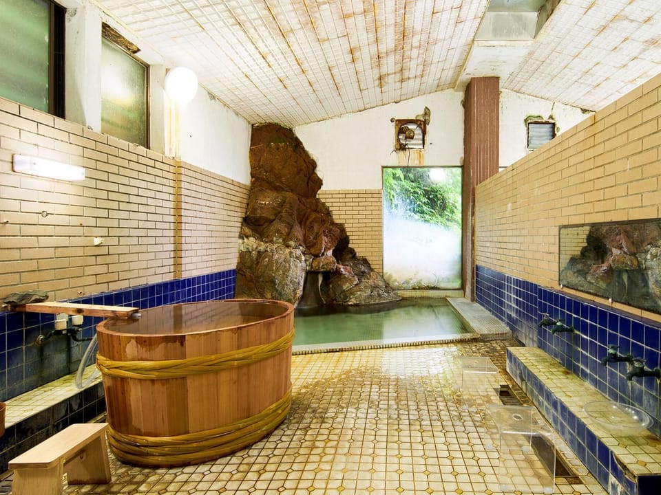 Hot Spring Bath, Public Bath