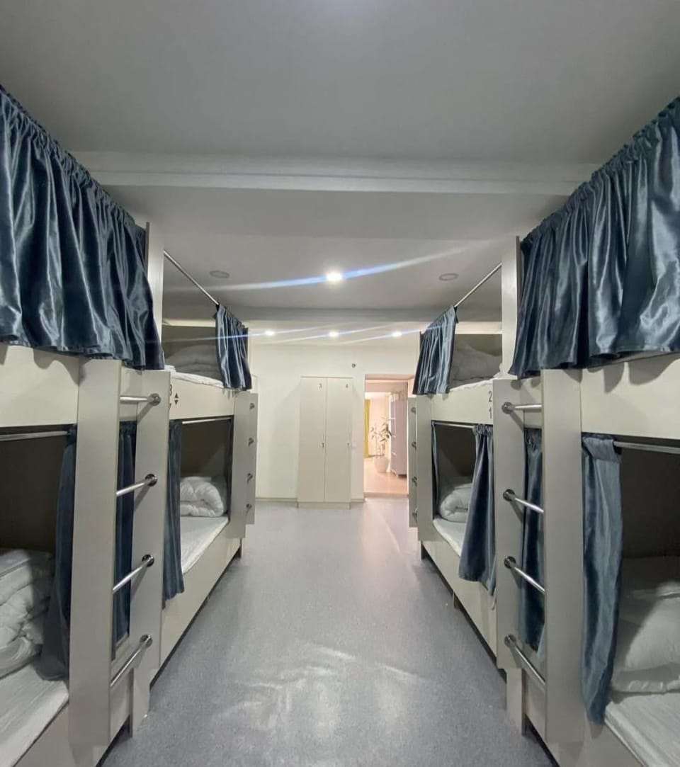 Photo of the whole room, Bedroom, bunk bed